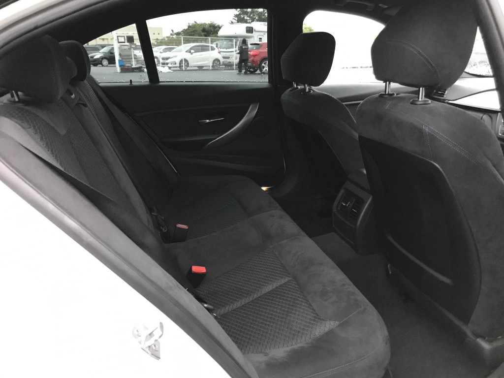 Used BMW 3 Series 2013 for sale - 76322130: Photo 16