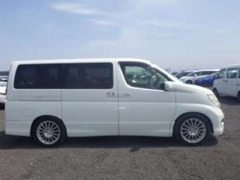 Used Nissan Elgrand 2010 for sale - 74264256: Photo