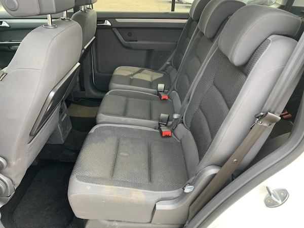 Used Volkswagen Touran 2014 for sale - 76290154: Photo 14