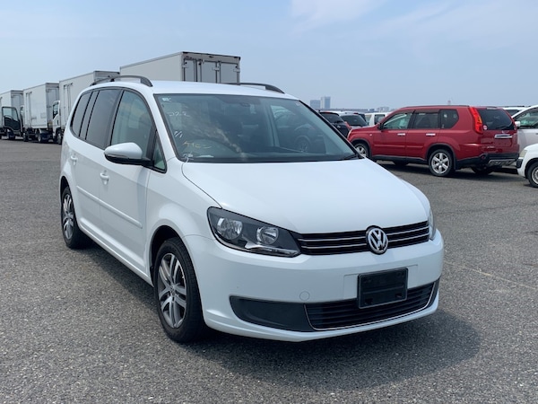 Used Volkswagen Touran 2014 for sale - 76290154: Photo 2