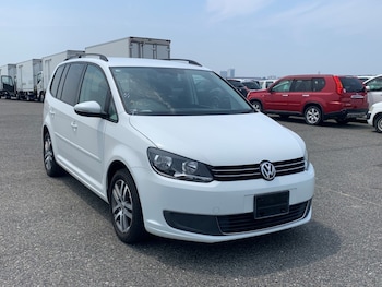 Used Volkswagen Touran 2014 for sale - 76290154: Photo 2