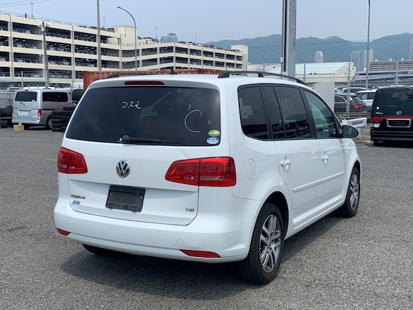 Used Volkswagen Touran 2014 for sale - 76290154: Photo 7