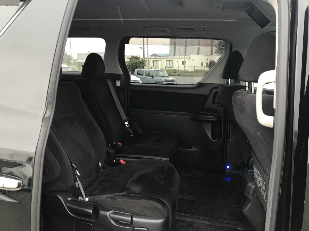 Used Toyota Vellfire 2009 for sale - 76344222: Photo 11