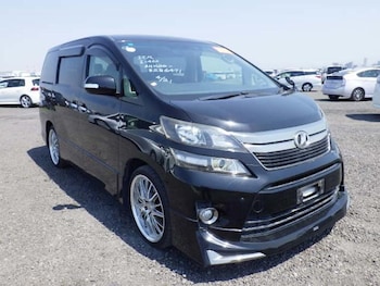 Used Toyota Vellfire 2013 for sale - 75571925: Photo