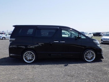 Used Toyota Vellfire 2013 for sale - 75571925: Photo