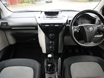 Used Toyota IQ 2014 for sale - 78672196: Photo