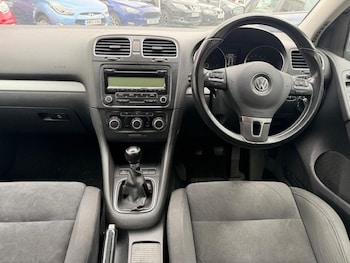 Used Volkswagen Golf 2010 for sale - 79046670: Photo