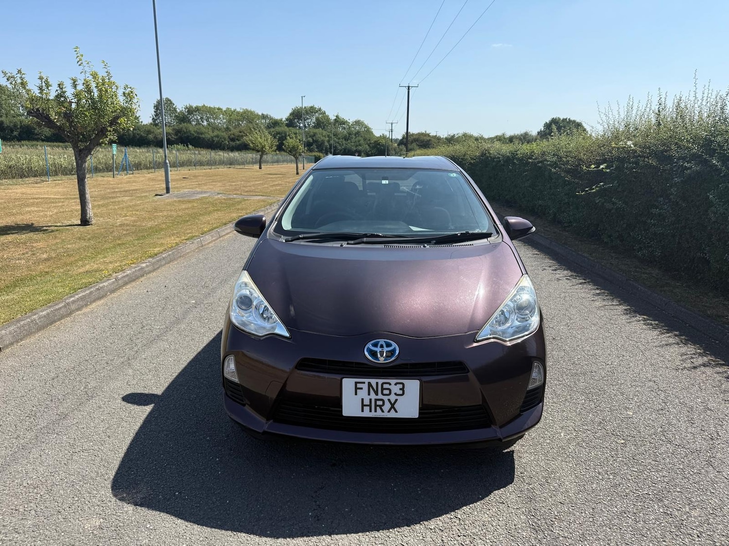 Used Toyota Aqua 2014 for sale - 76973959: Photo 2