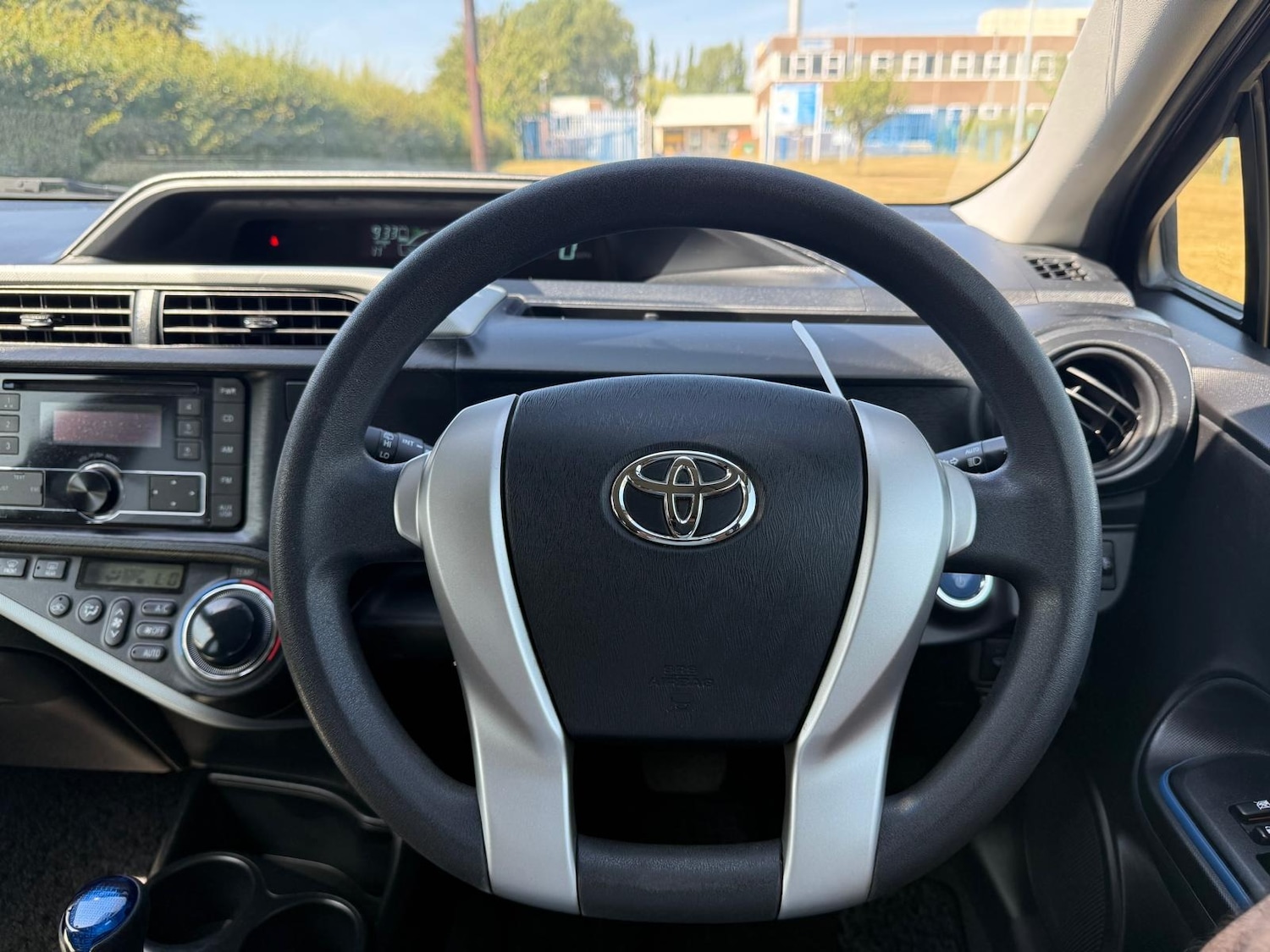 Used Toyota Aqua 2014 for sale - 76973959: Photo 20