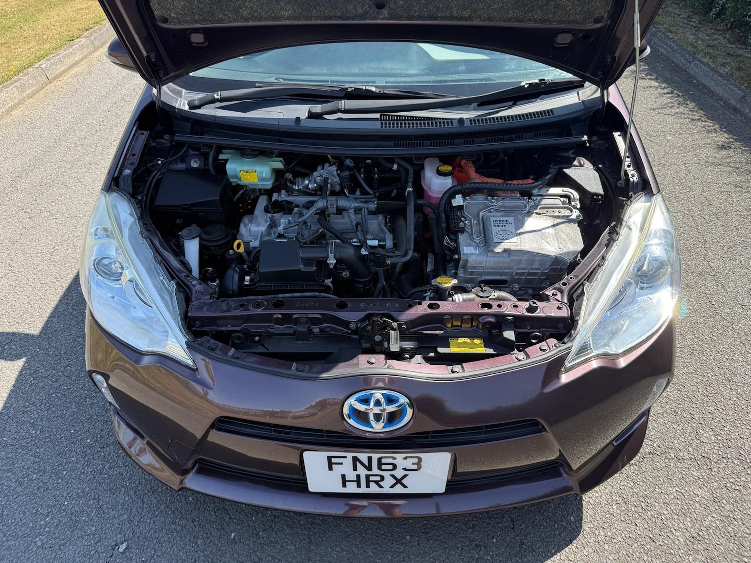 Used Toyota Aqua 2014 for sale - 76973959: Photo 32