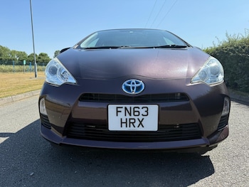 Used Toyota Aqua 2014 for sale - 76973959: Photo