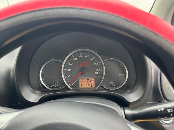 Used Toyota Vitz 2012 for sale - 73167408: Photo 15