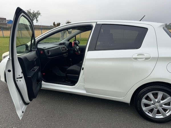 Used Toyota Vitz 2012 for sale - 73167408: Photo 17