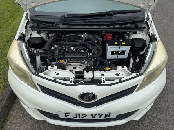 Used Toyota Vitz 2012 for sale - 73167408: Photo 26