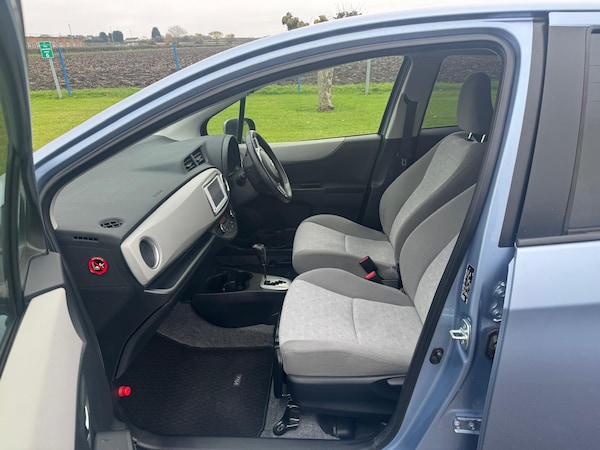 Used Toyota Vitz 2024 for sale - 76330993: Photo 14