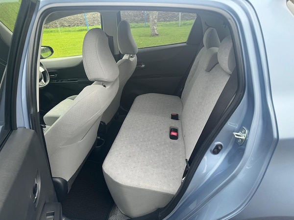 Used Toyota Vitz 2024 for sale - 76330993: Photo 34