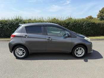 Used Toyota Vitz  for sale - 75568761: Photo