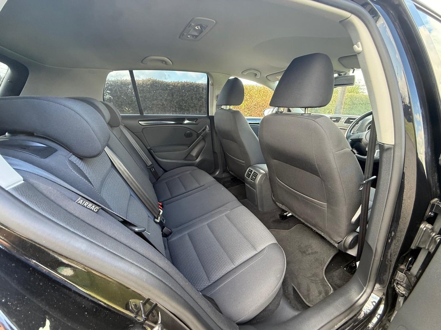 Used Volkswagen Golf 2025 for sale - 78117080: Photo 24