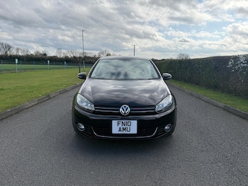 Used Volkswagen Golf 2010 for sale - 78117080: Photo