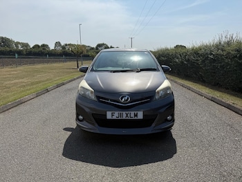 Used Toyota Vitz 2011 for sale - 76504752: Photo