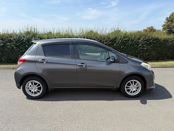 Used Toyota Vitz 2011 for sale - 76504752: Photo