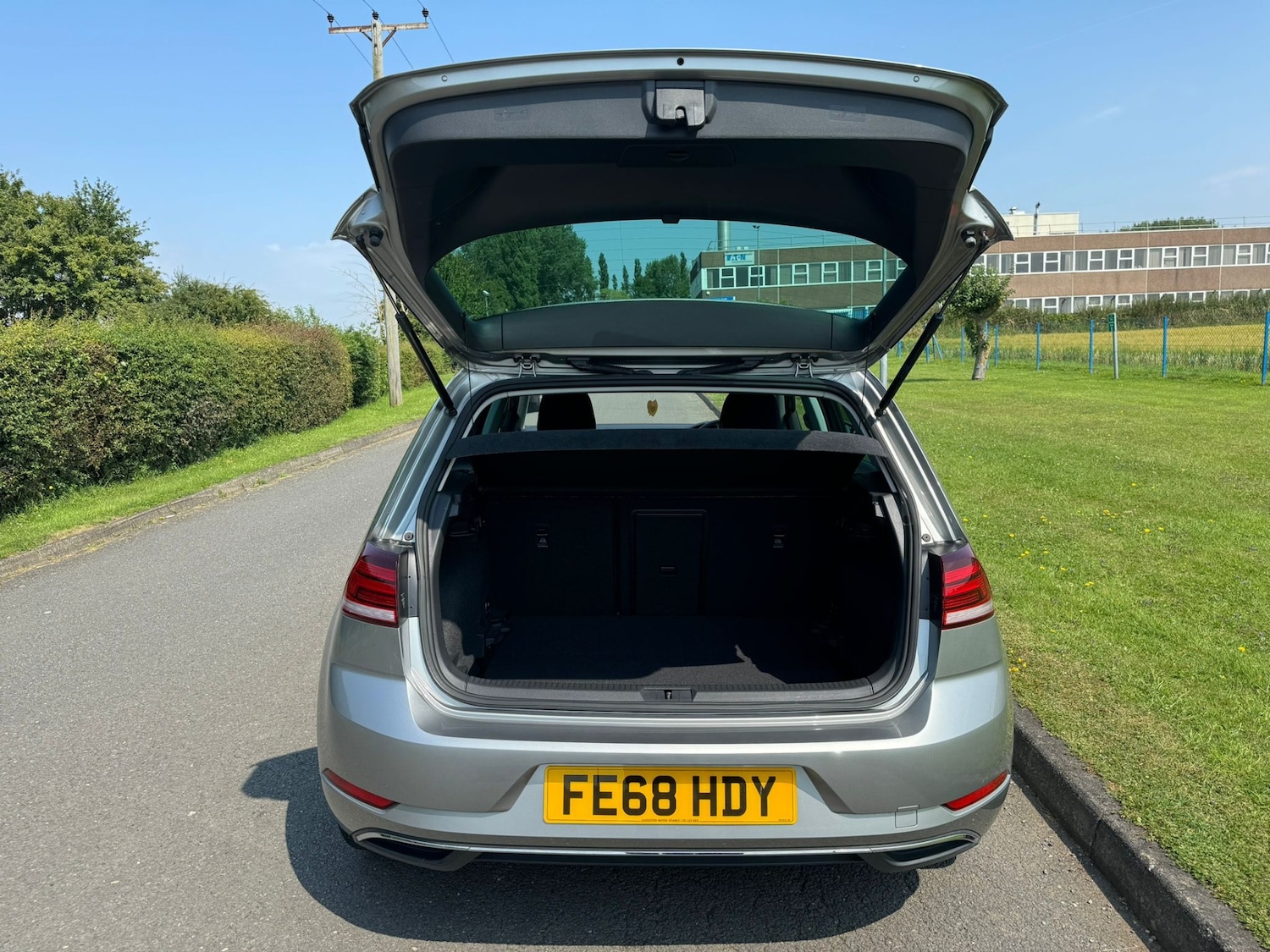 Vehicle 29