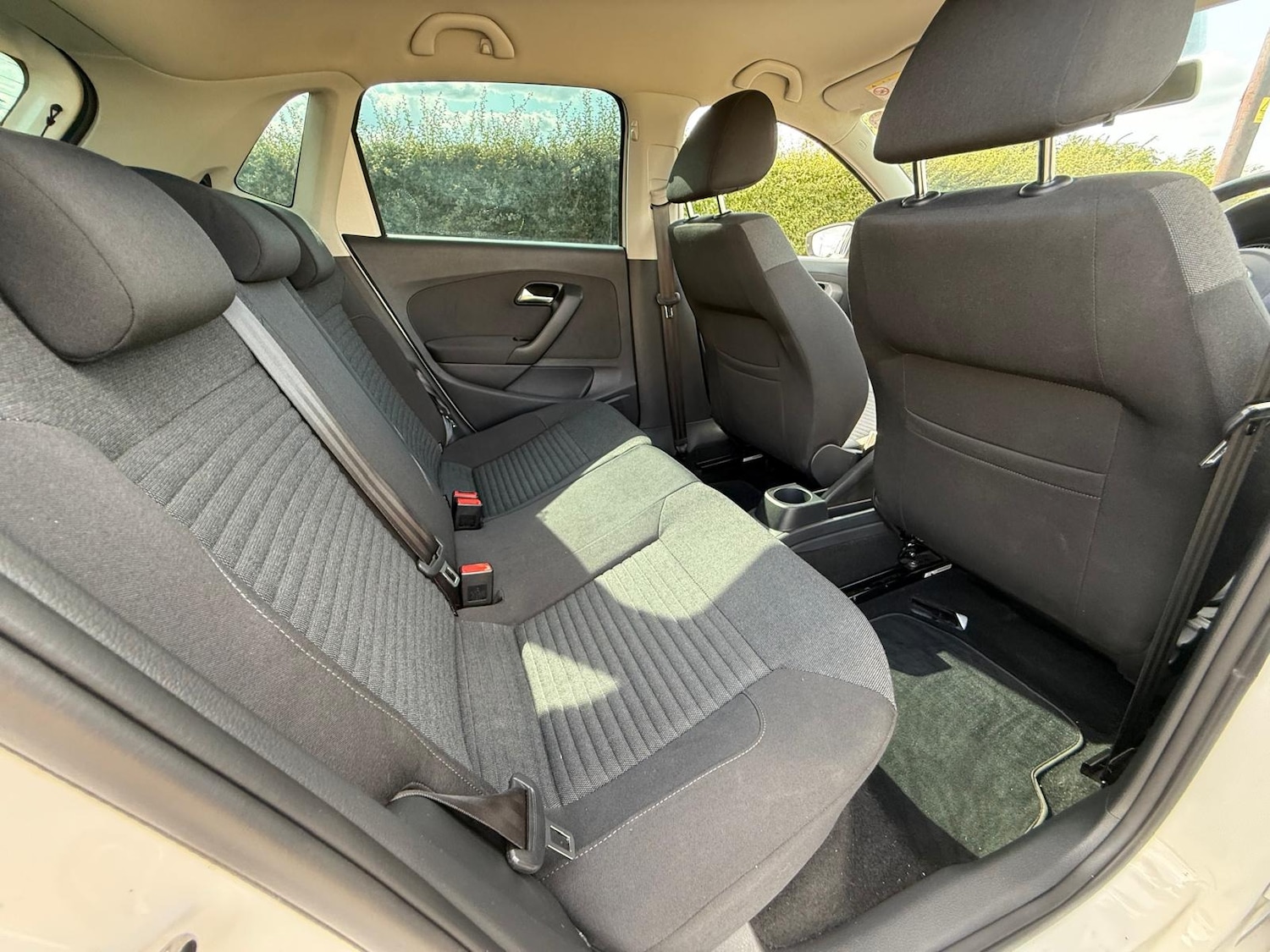 Used Volkswagen Polo 2014 for sale - 76859582: Photo 22