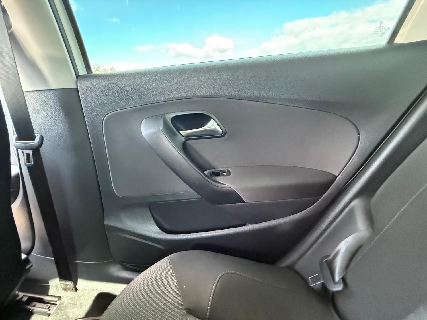 Used Volkswagen Polo 2014 for sale - 76859582: Photo 25