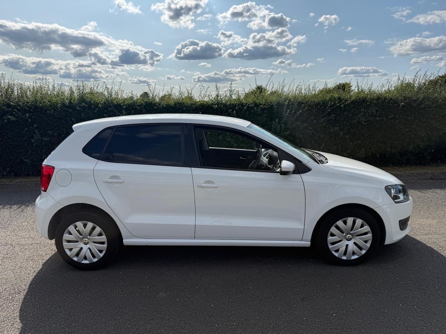 Used Volkswagen Polo 2014 for sale - 76859582: Photo 4