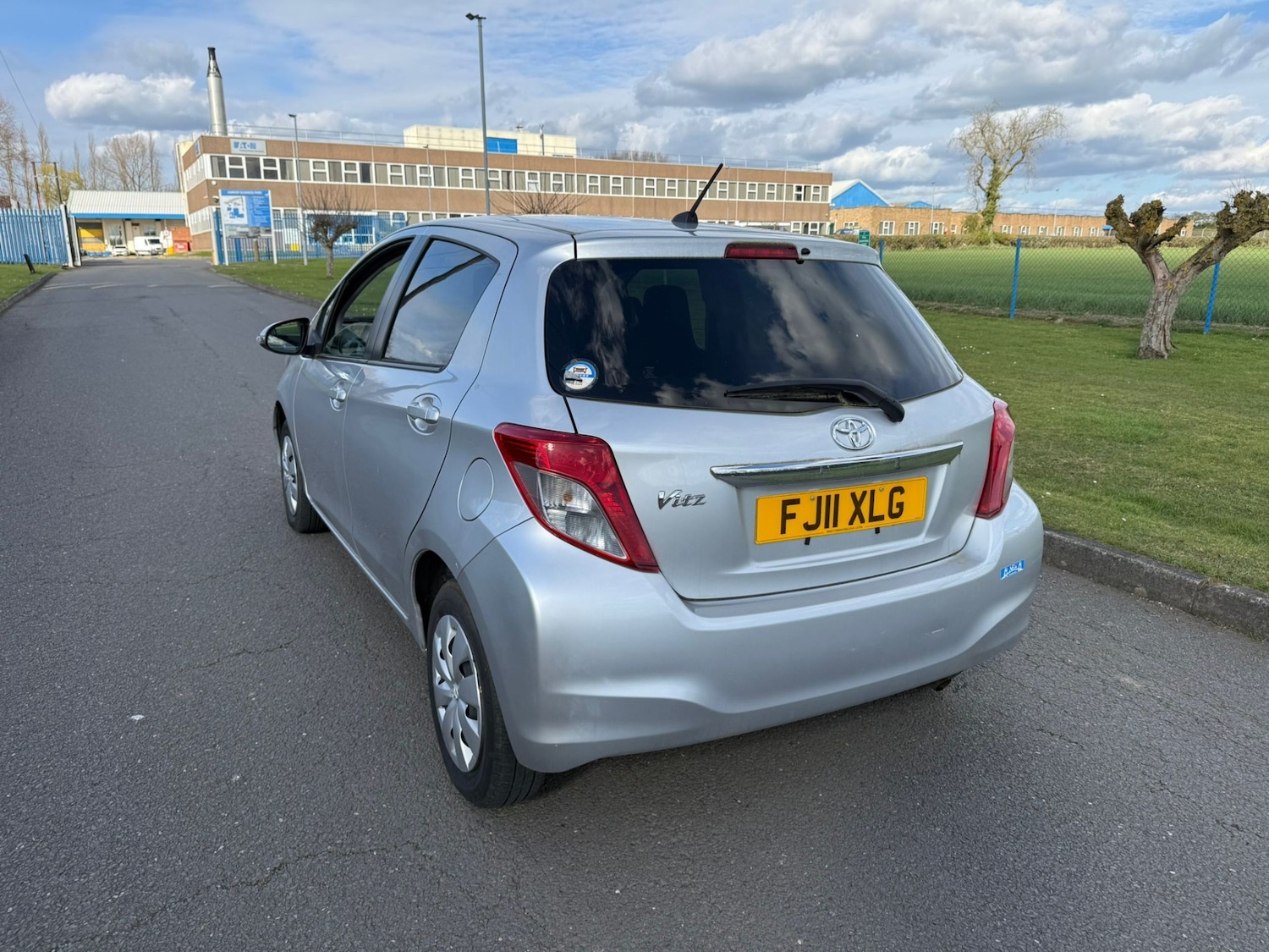 Used Toyota Yaris 2011 for sale - 77078092: Photo 11