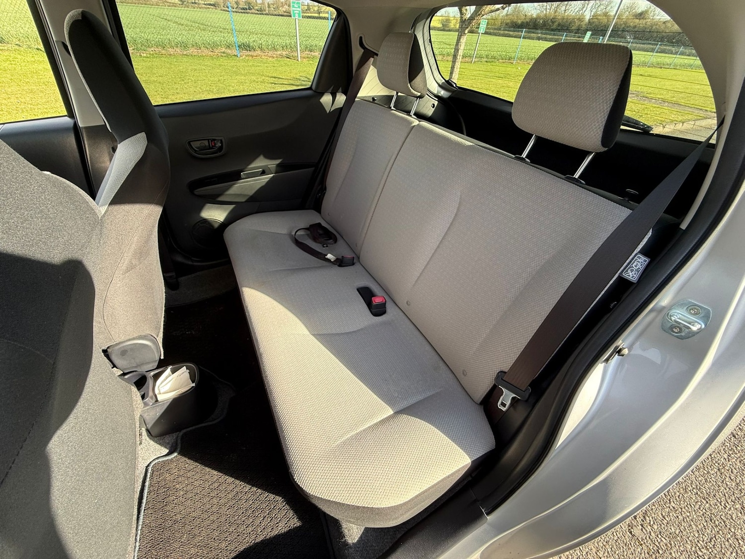 Used Toyota Yaris 2011 for sale - 77078092: Photo 21