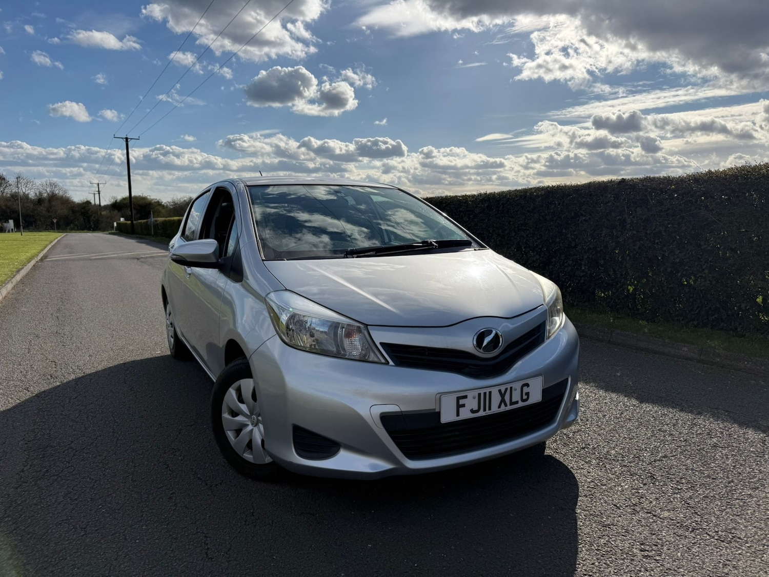 Used Toyota Yaris 2011 for sale - 77078092: Photo 3