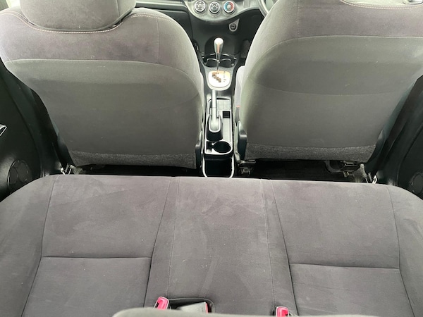 Used Toyota Vitz 2011 for sale - 74138582: Photo 21