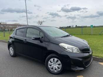 Used Toyota Vitz  for sale - 74138582: Photo