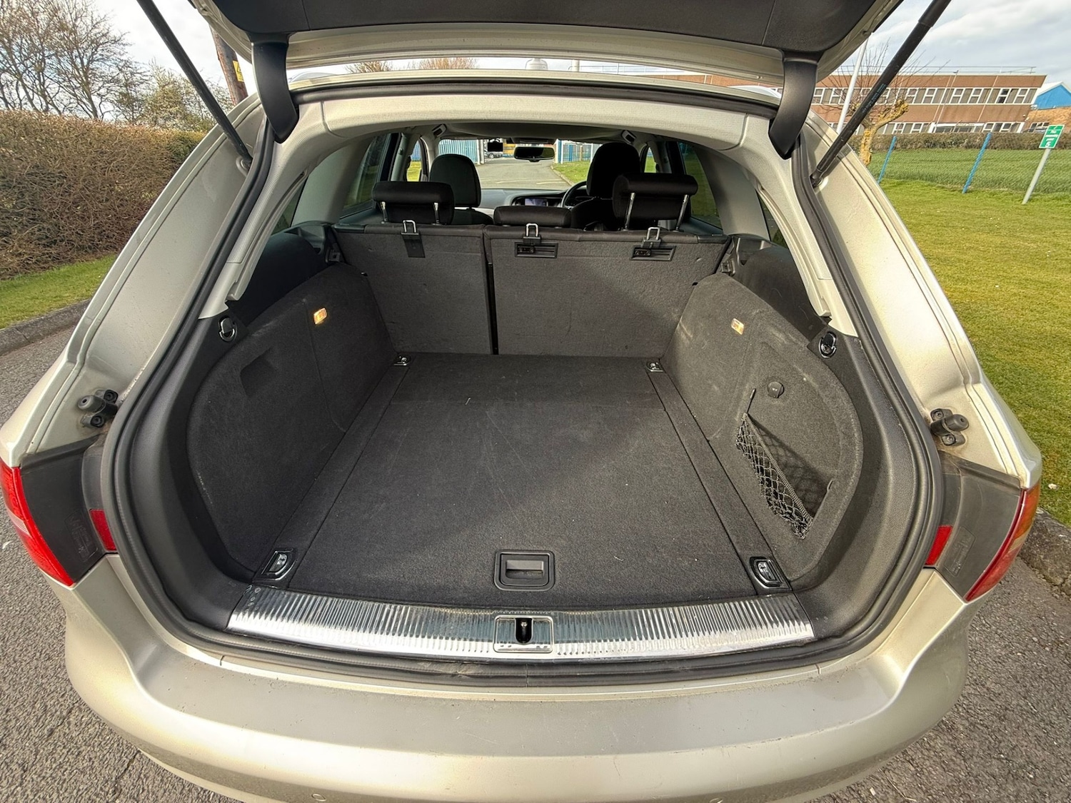 Used Audi A4 2013 for sale - 78028056: Photo 10