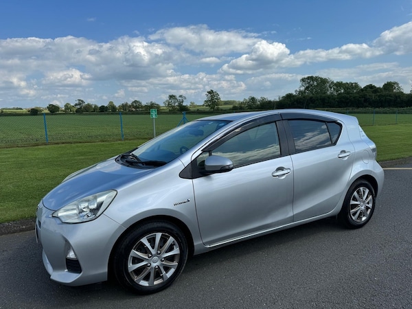 Used Toyota Aqua 2012 for sale - 73240877: Photo 4