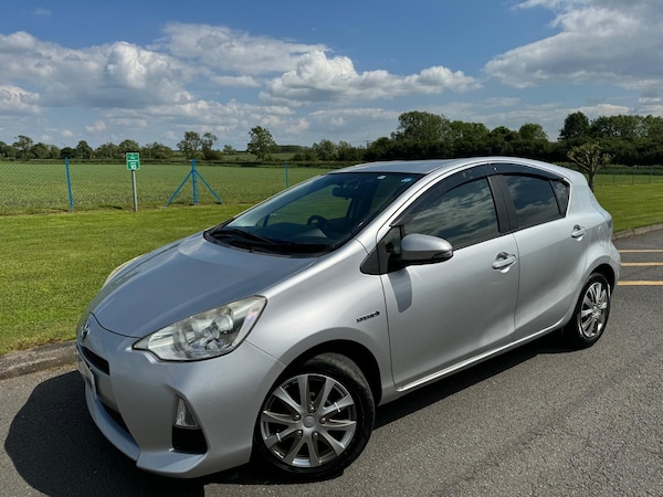 Used Toyota Aqua 2012 for sale - 73240877: Photo 5