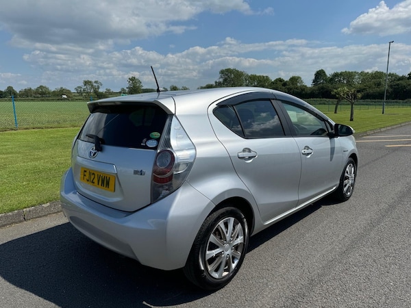 Used Toyota Aqua 2012 for sale - 73240877: Photo 6