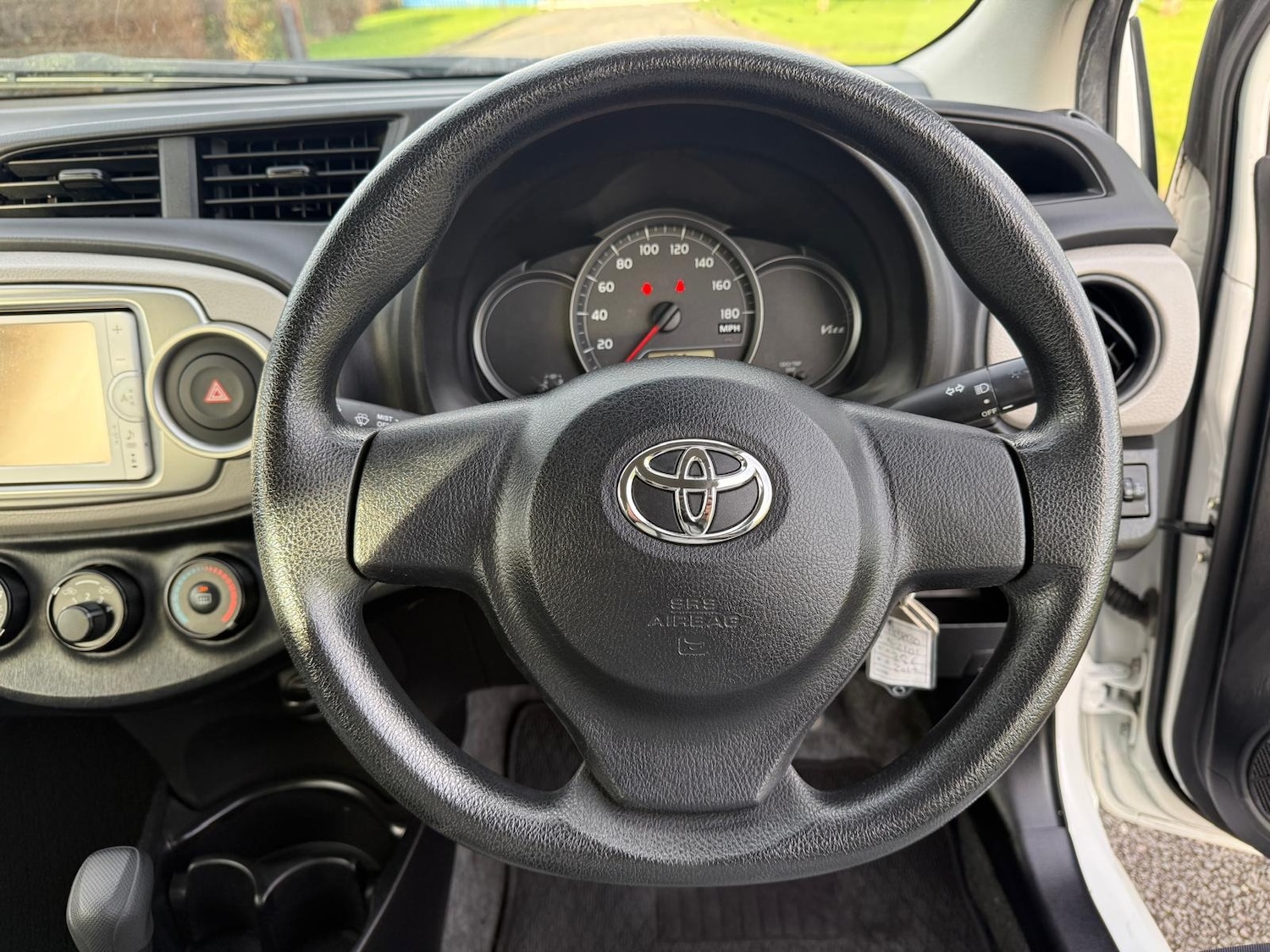 Used Toyota Yaris 2014 for sale - 77003047: Photo 18