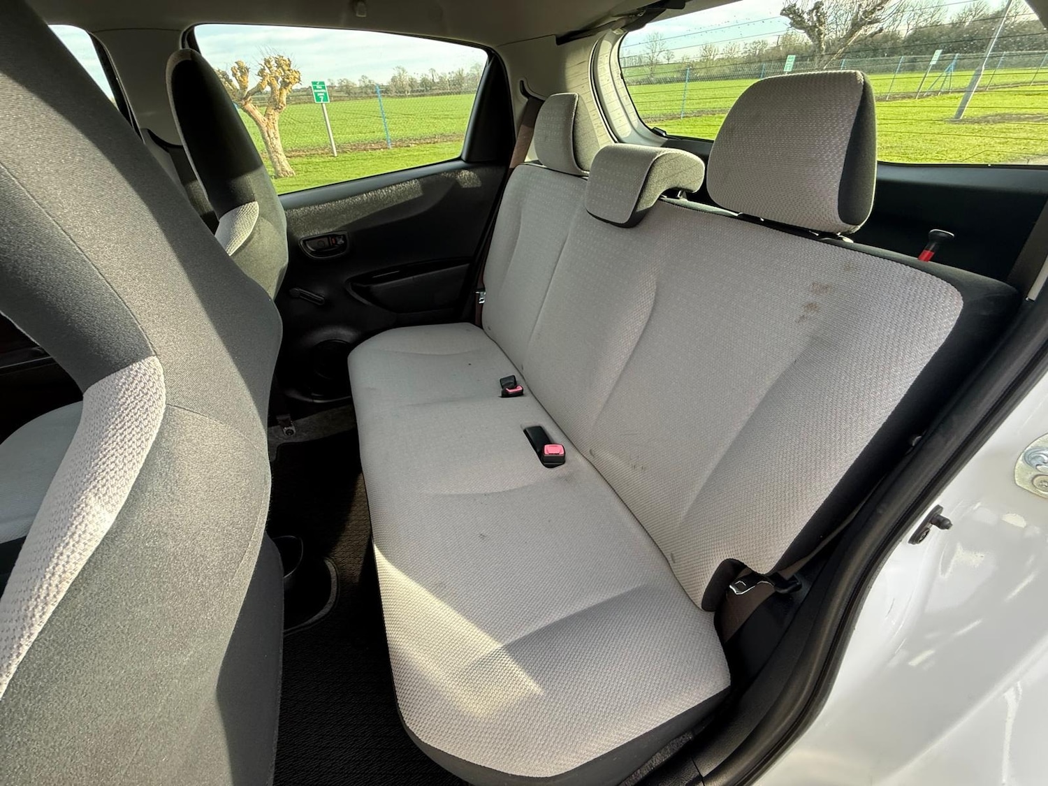 Used Toyota Yaris 2014 for sale - 77003047: Photo 23