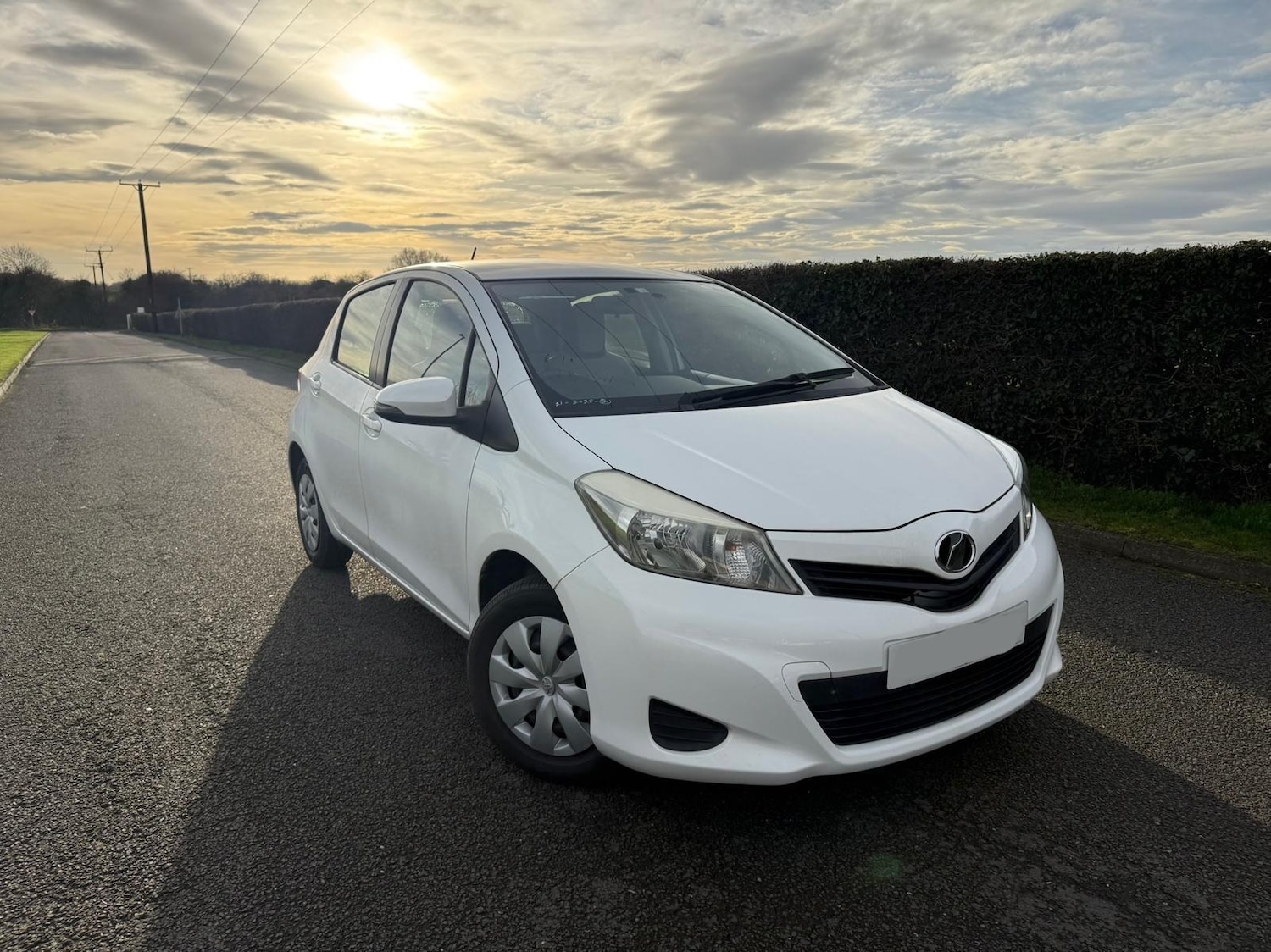 Used Toyota Yaris 2014 for sale - 77003047: Photo 3