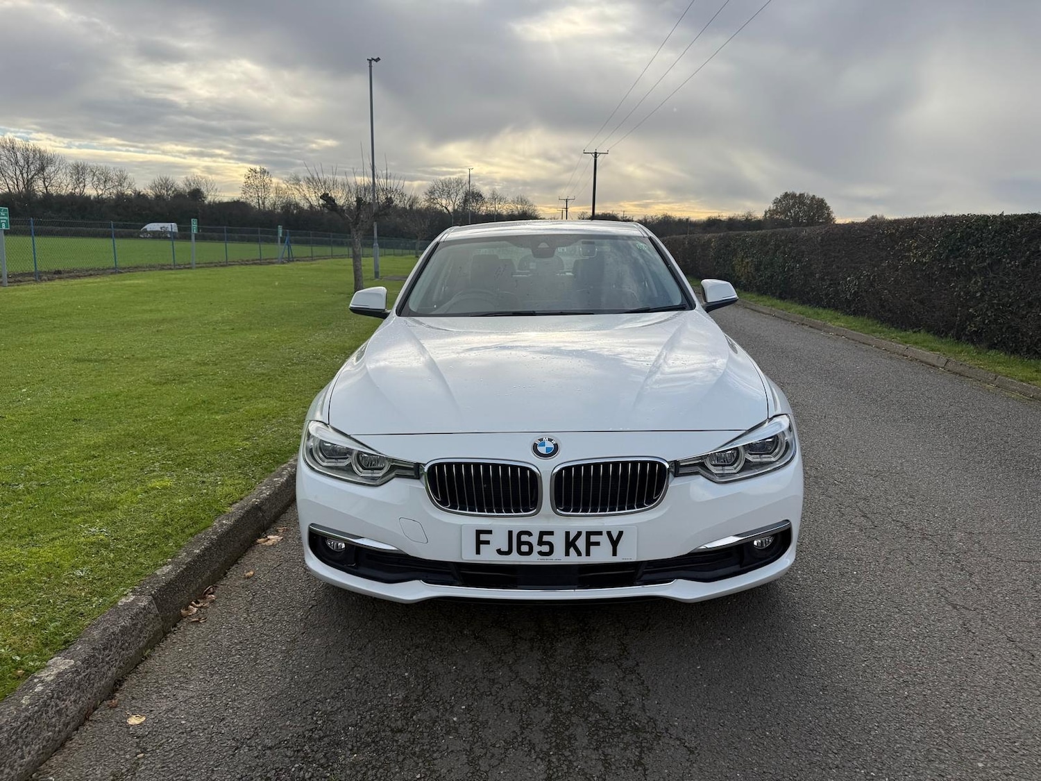 Used BMW 3 Series 2016 for sale - 76613533: Photo 2