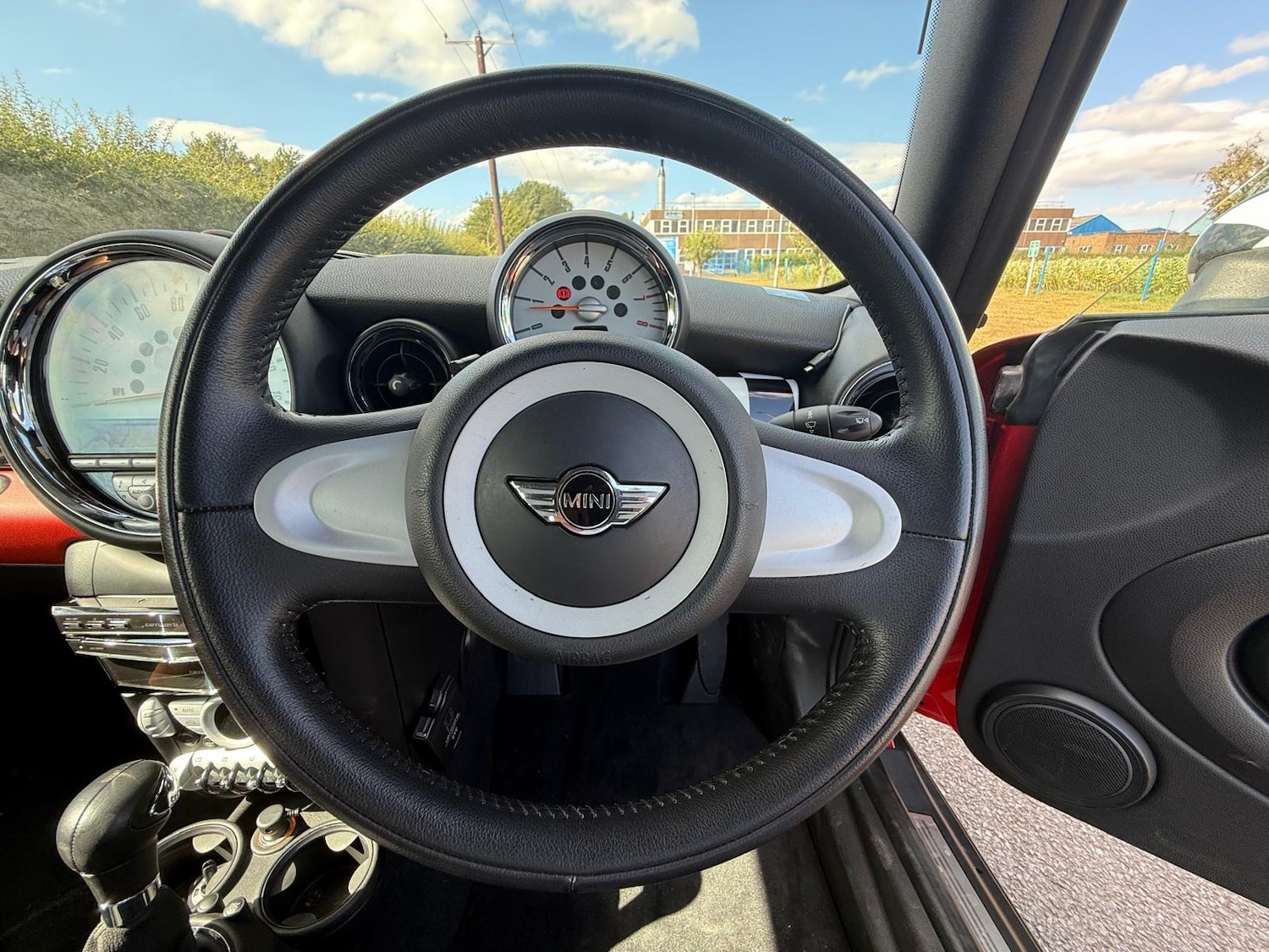 Used MINI Cooper 2025 for sale - 76971550: Photo 8