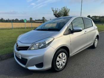 Used Toyota Vitz  for sale - 73167514: Photo