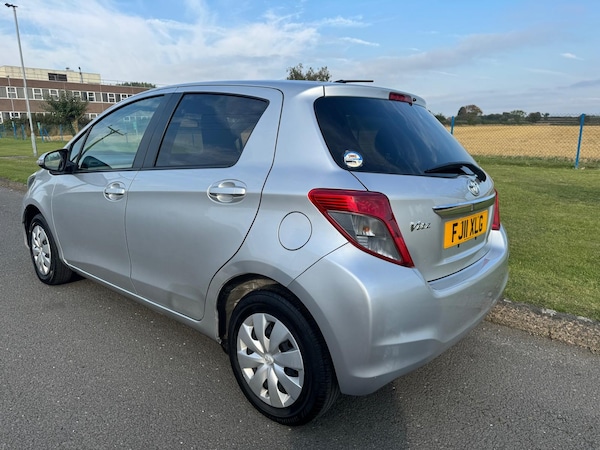 Used Toyota Vitz 2011 for sale - 73167514: Photo 7