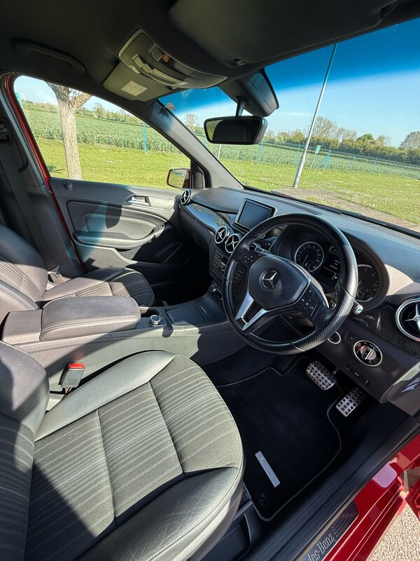 Used Mercedes-Benz B Class 2012 for sale - 74624455: Photo 19