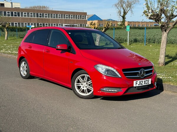 Used Mercedes-Benz B Class 2012 for sale - 74624455: Photo 1