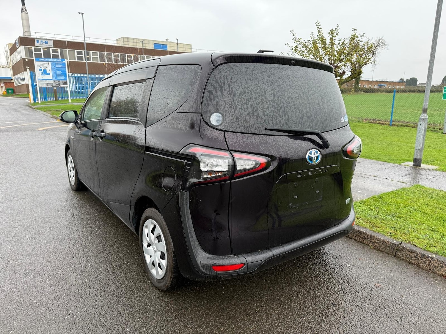 Used Toyota Sienta 2025 for sale - 76896876: Photo 12