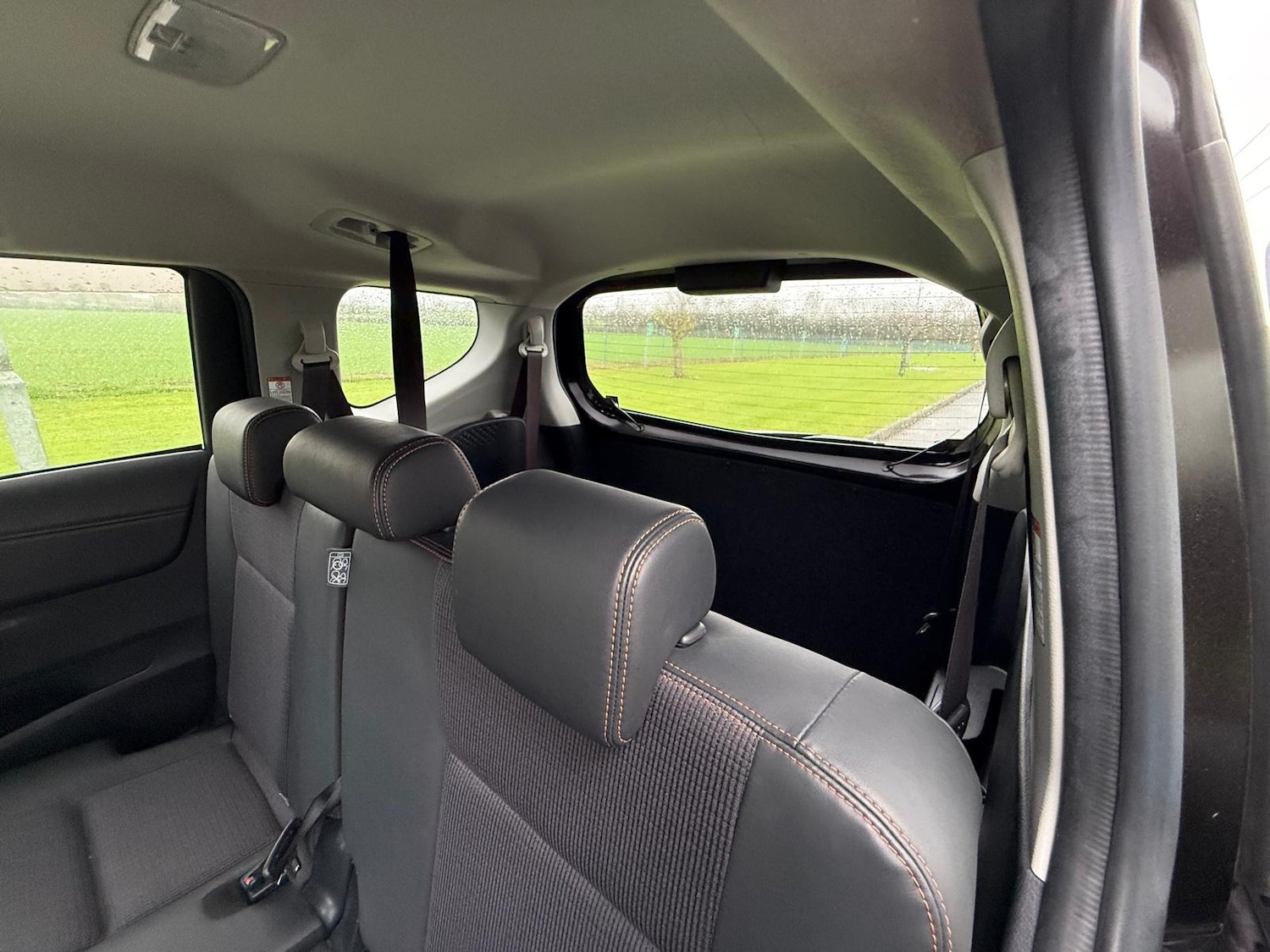 Used Toyota Sienta 2025 for sale - 76896876: Photo 27