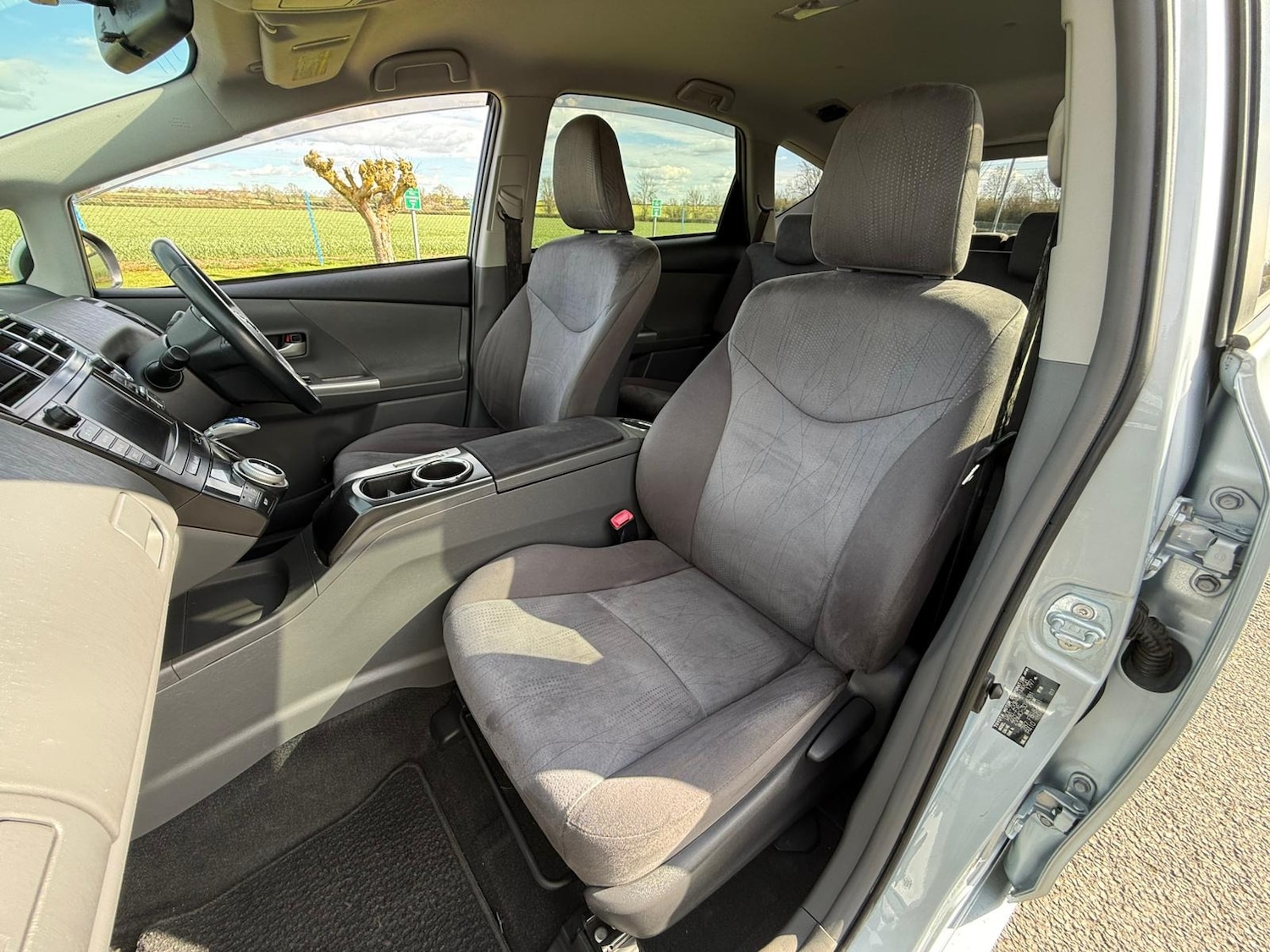 Used Toyota Prius+ 2012 for sale - 78027439: Photo 22